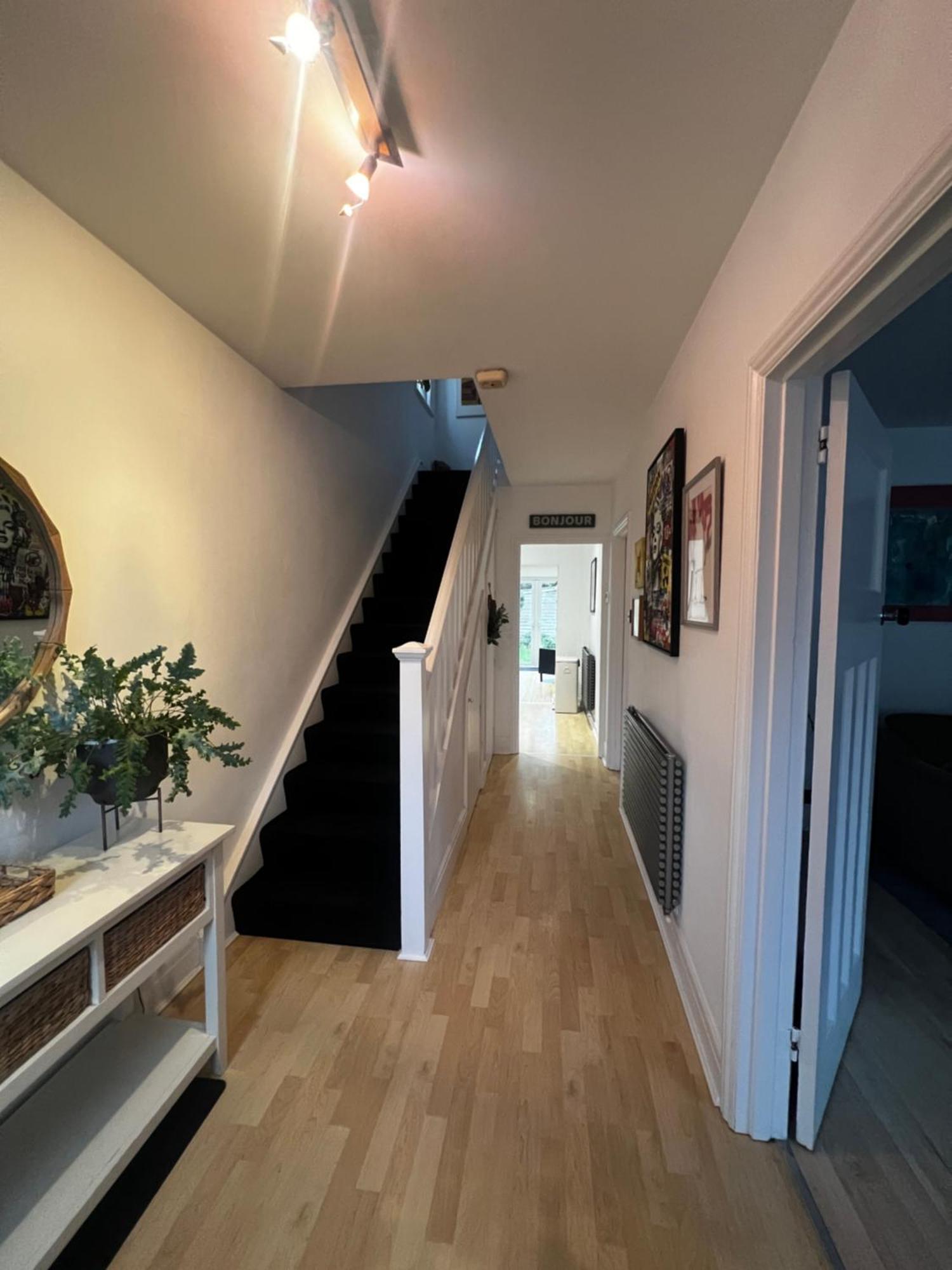 Warm And Cosy City Centre Home Near Train Station Chichester Exterior photo
